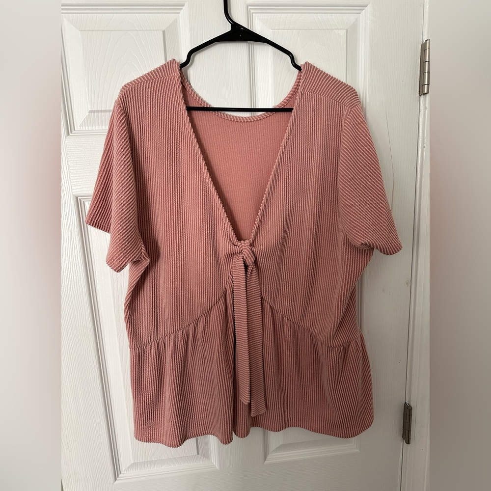 Arula pink top